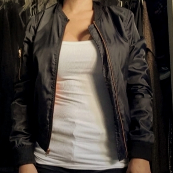 IRIS  Lightweight Black Bomber Jacket - Picture 5 of 5